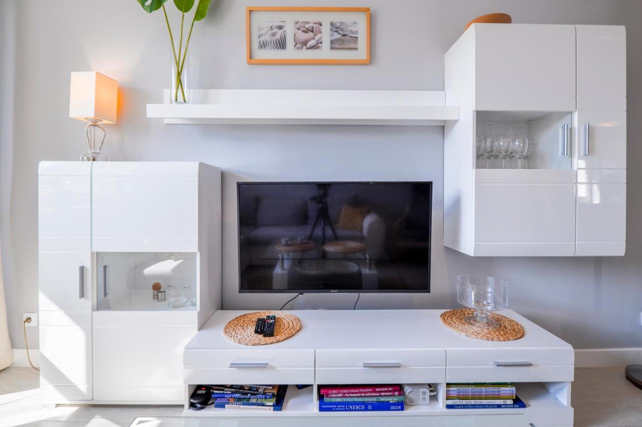 Citystay Paderewskiego Seaside Apartment กดิเนีย ภายนอก รูปภาพ
